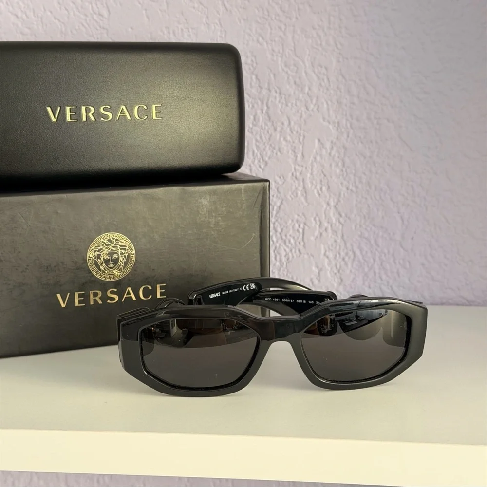 New! Versace Glossy Black Sunglasses Mod.4361 5360/87, Authentic